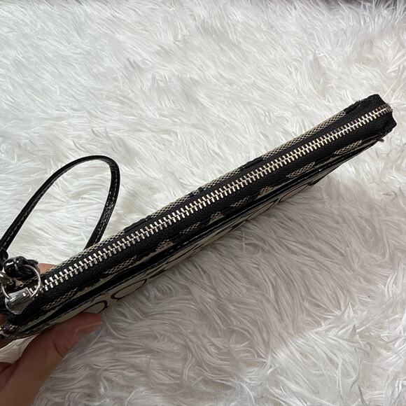 COACH Black and Gray Signature Canvas Wallet / Wristlet - Picture 4 of 8